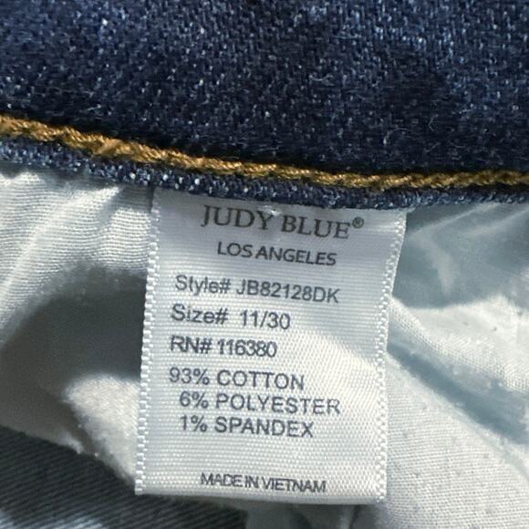 Judy Blue Slim Fit 11/30 - Picture 6 of 6